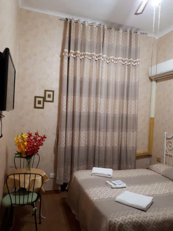 Botel Inn Рим Екстериор снимка